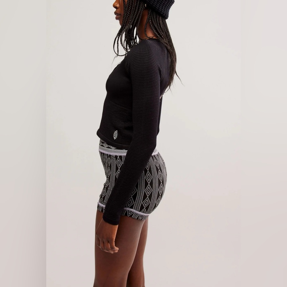 Free People Bail Out Long Sleeve Layer - Picture 2 of 8
